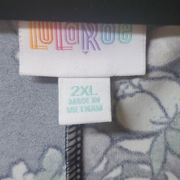 NWOT LulaRoe Dani - Picture 3 of 4